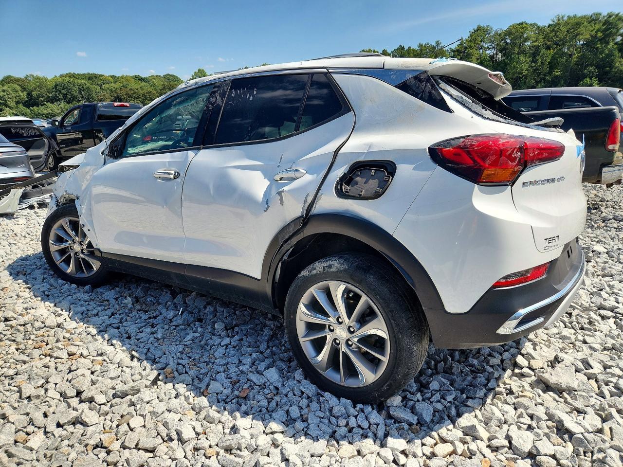 2023 Buick Encore Gx Essence - Image 2