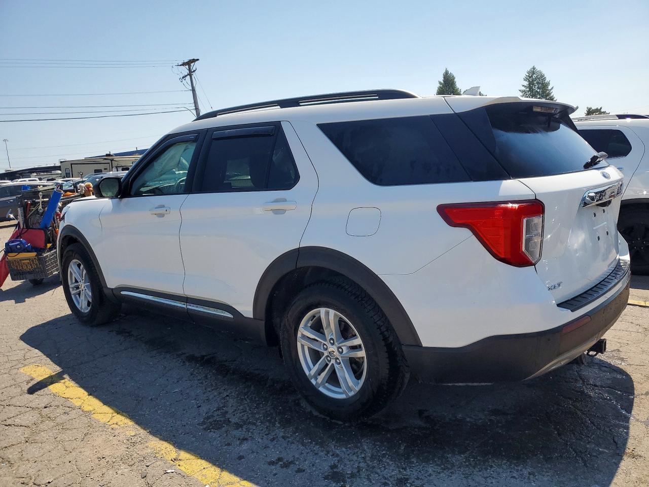 2020 Ford Explorer Xlt - Фото 2