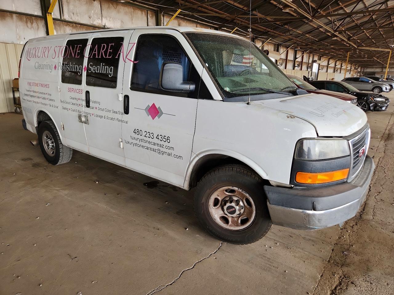 2015 GMC Savana G2500 - Image 4