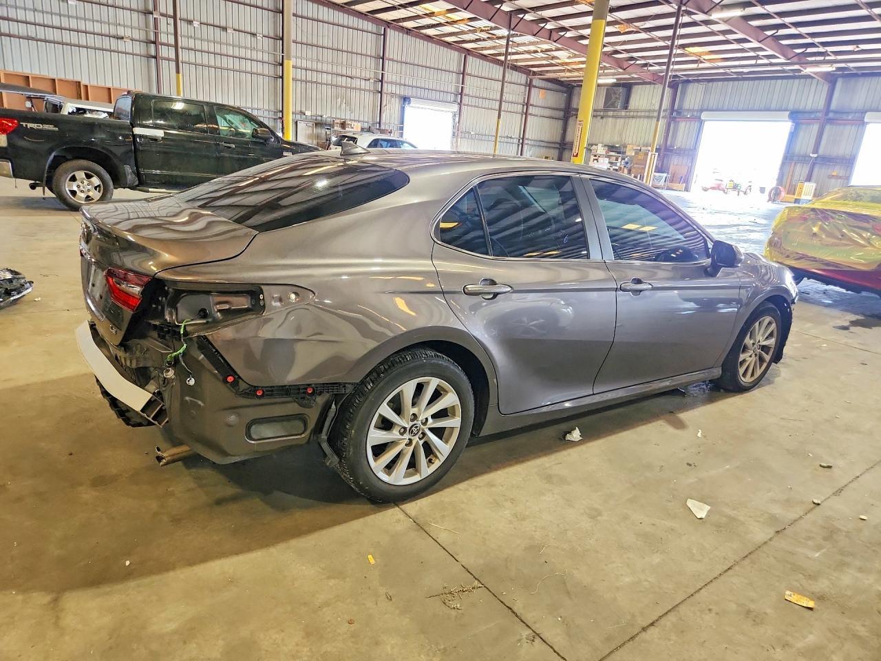 2022 Toyota Camry Le - Image 3