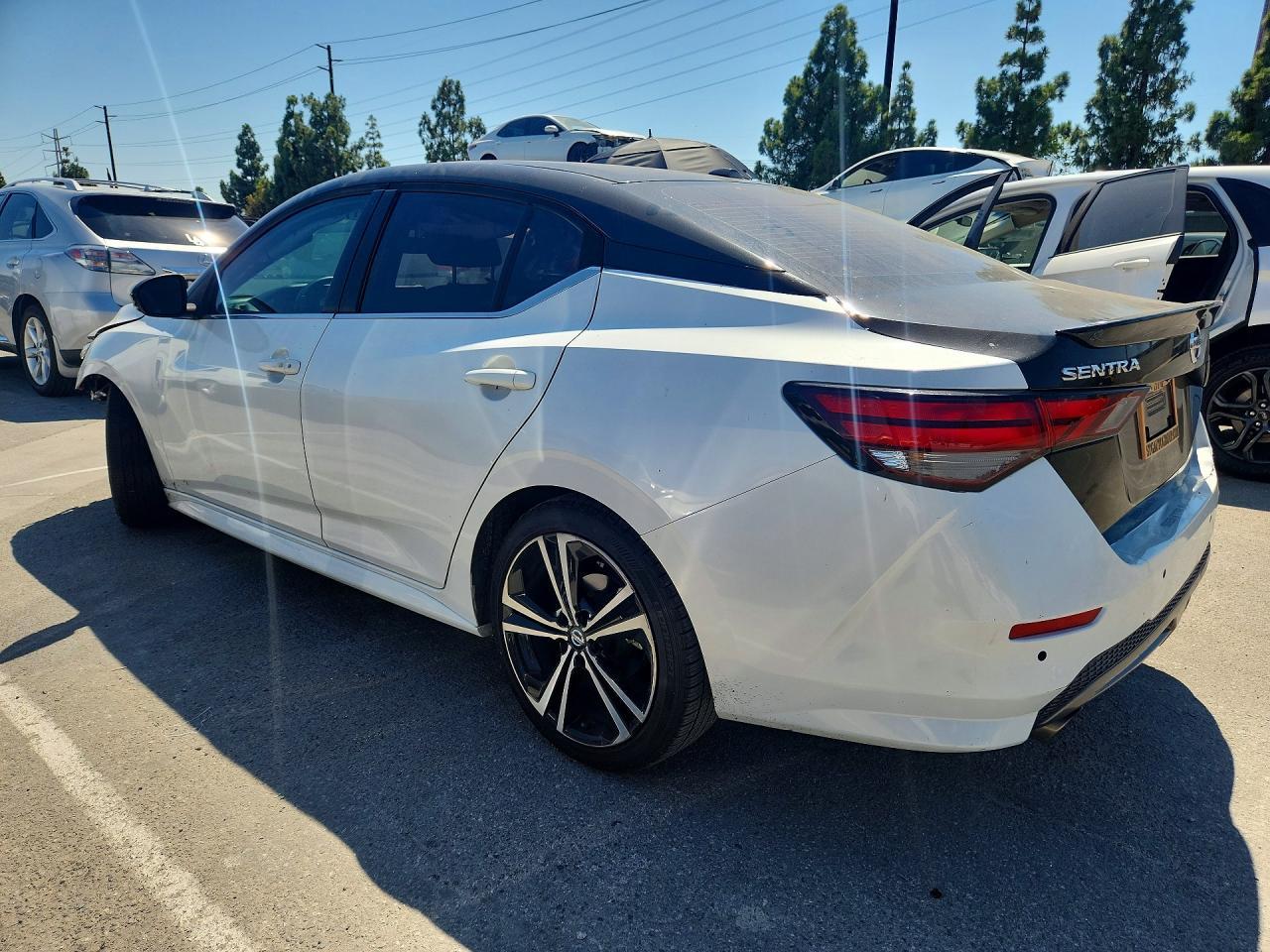 2021 Nissan Sentra Sr - Фото 2