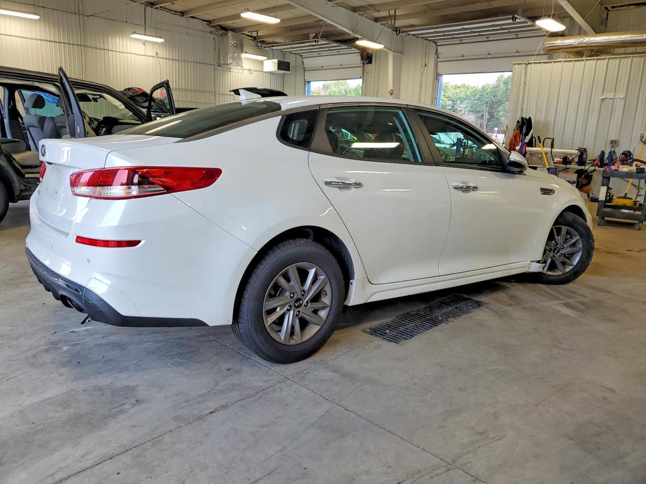 2020 Kia Optima Lx - Image 3