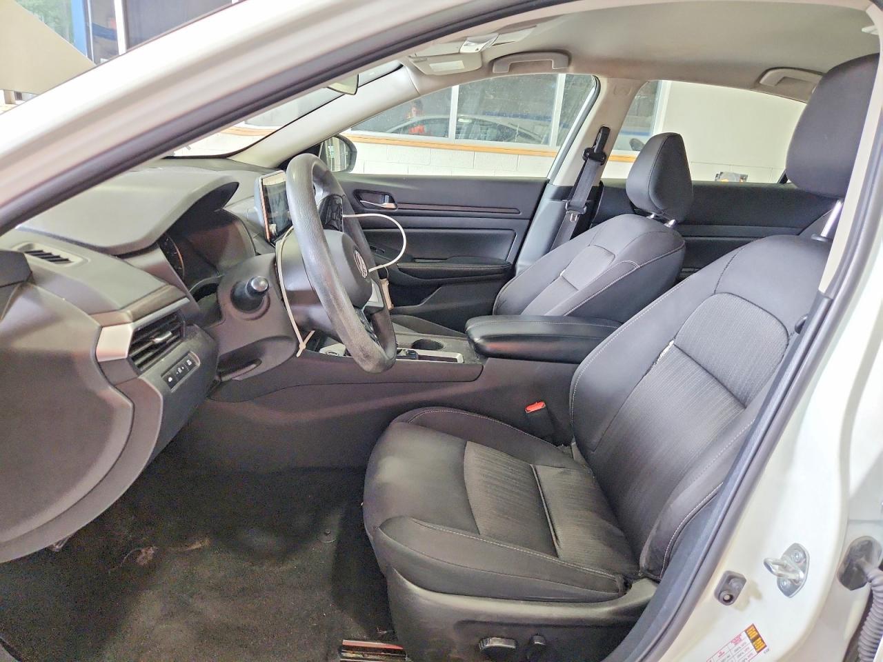 2025 Nissan Altima Sv - Image 7