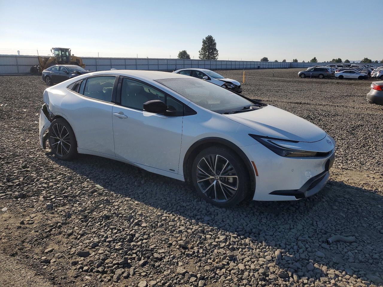 2024 Toyota Prius Xle - Фото 4