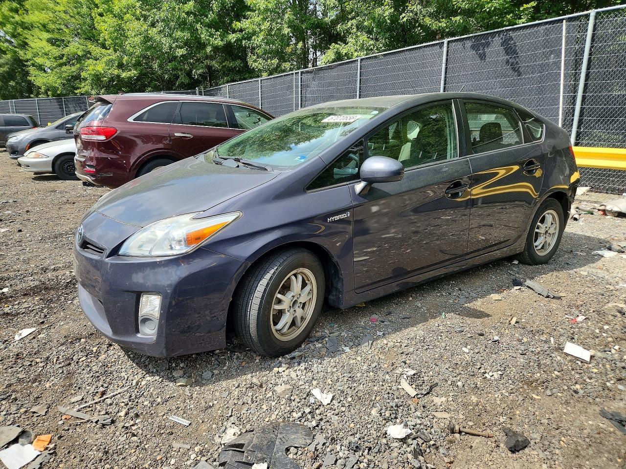 2011 Toyota Prius Two