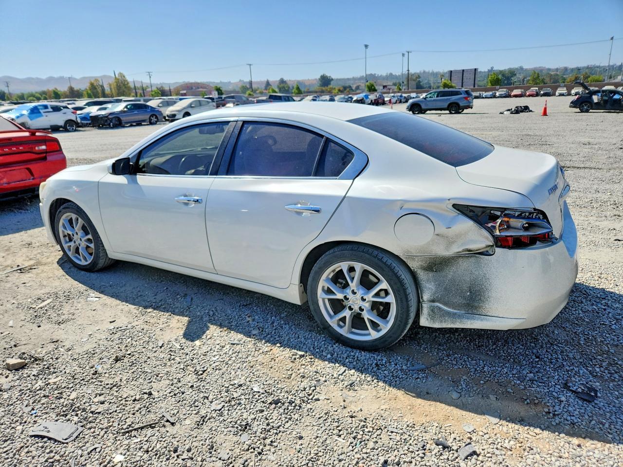 2014 Nissan Maxima 3.5 S - Image 2