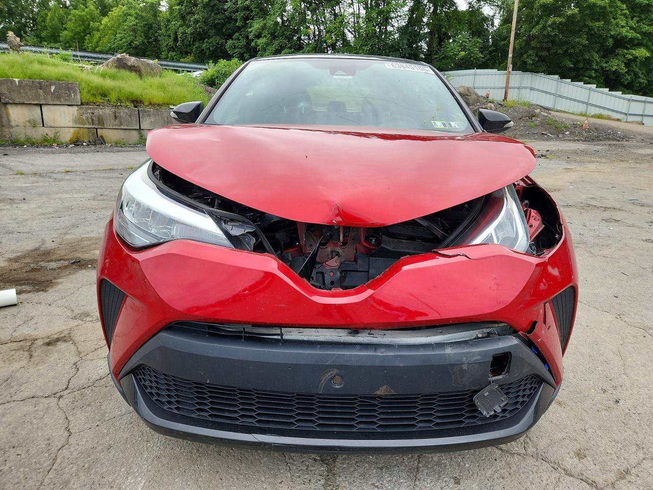 2022 Toyota C-Hr Nightshade - Image 5