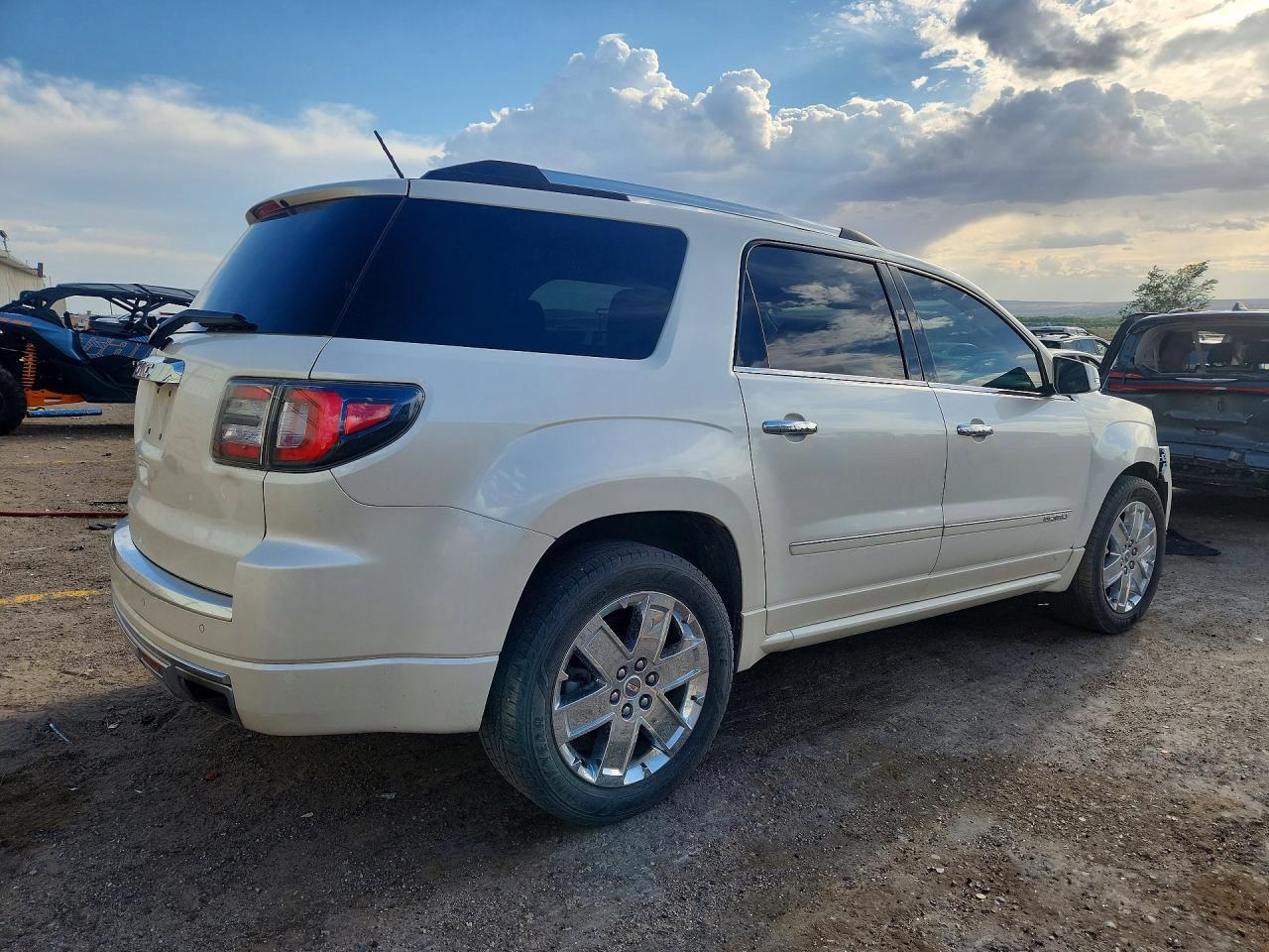 2015 GMC Acadia Denali - Фото 3