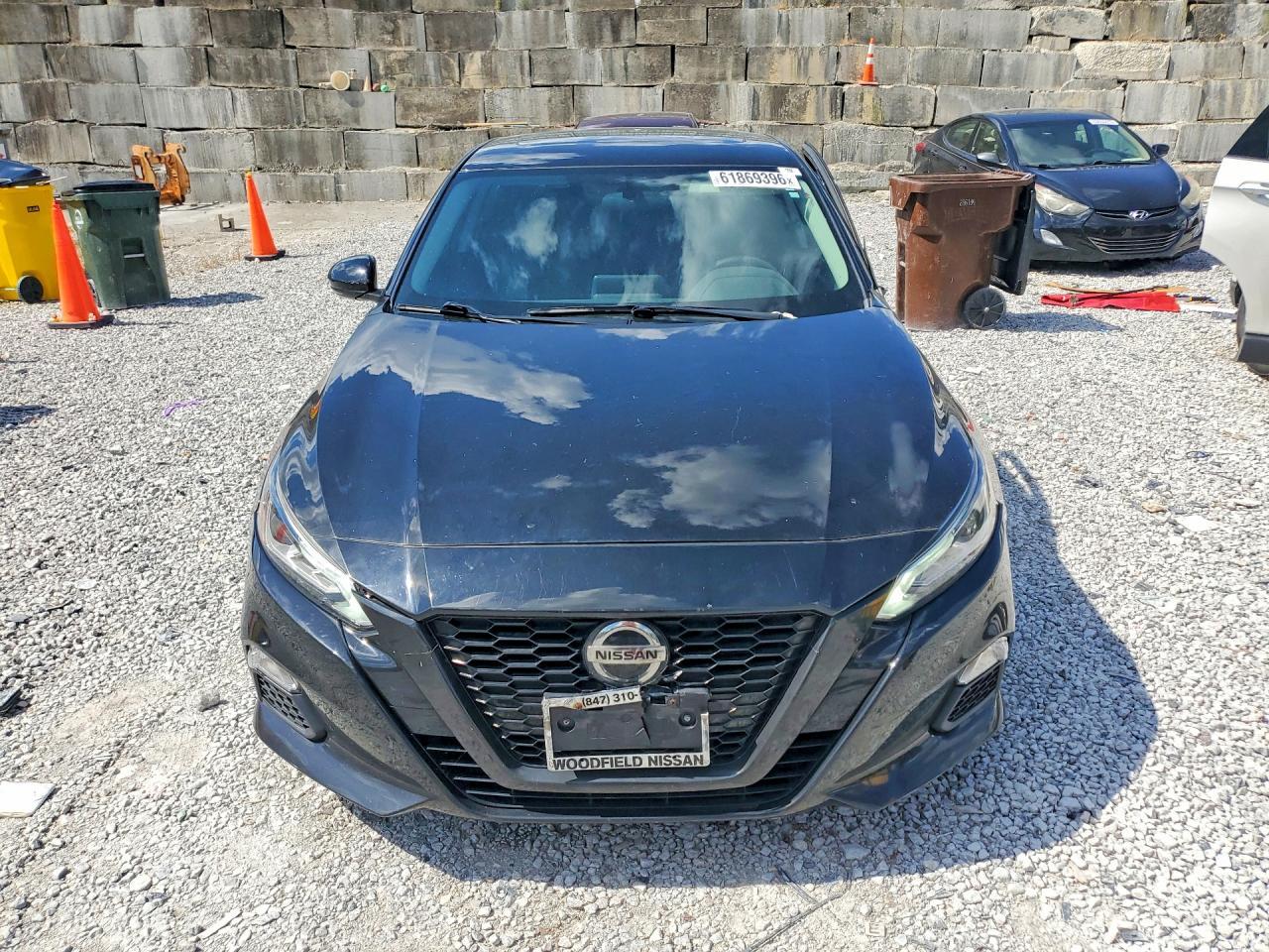 2019 Nissan Altima Sr - Image 5