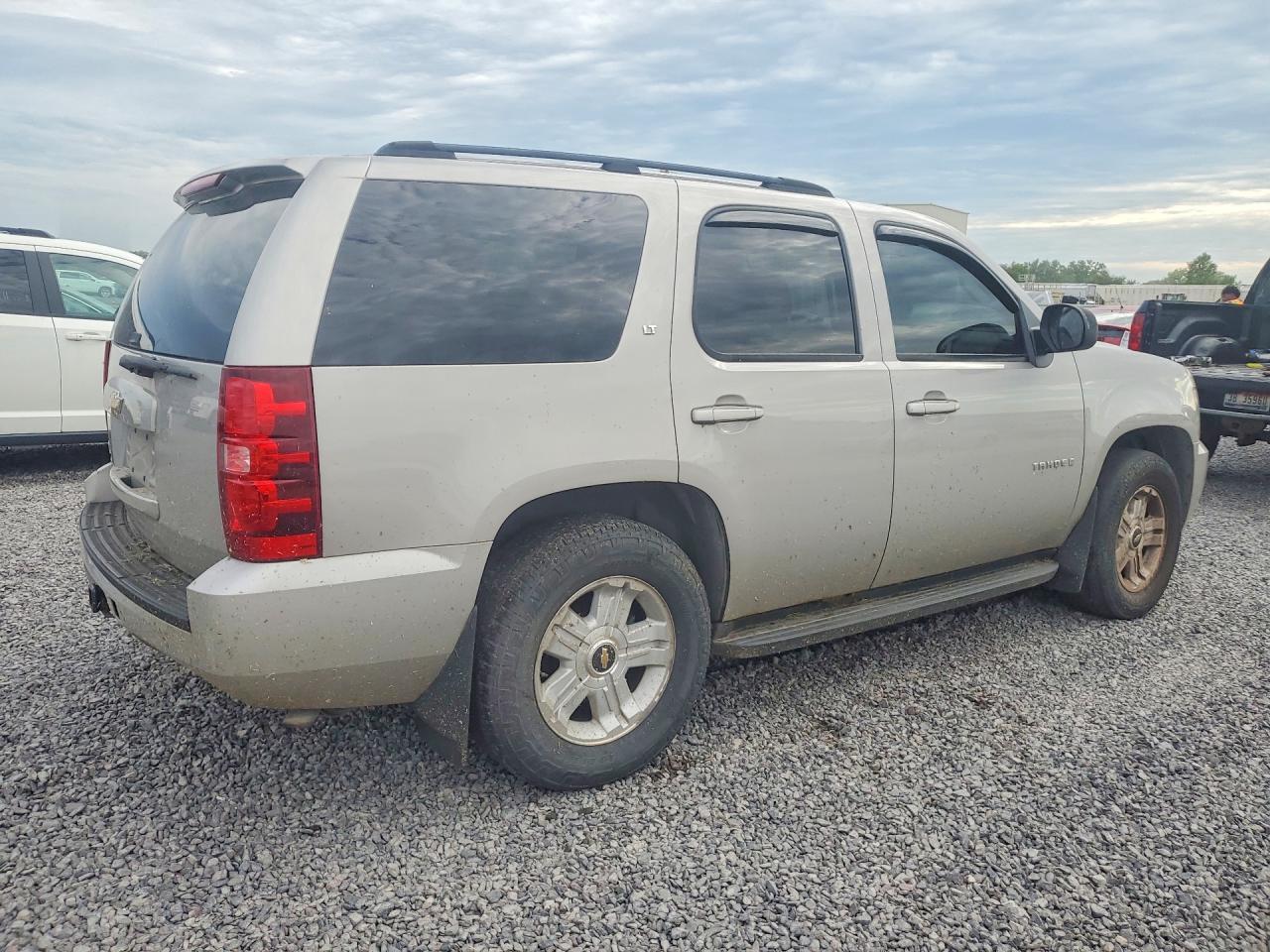 2007 Chevrolet Tahoe K1500 - Image 3