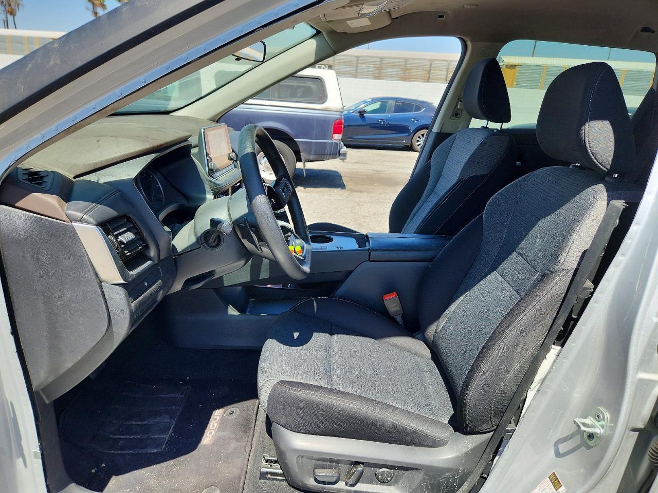 2023 Nissan Rogue Sv - Image 7