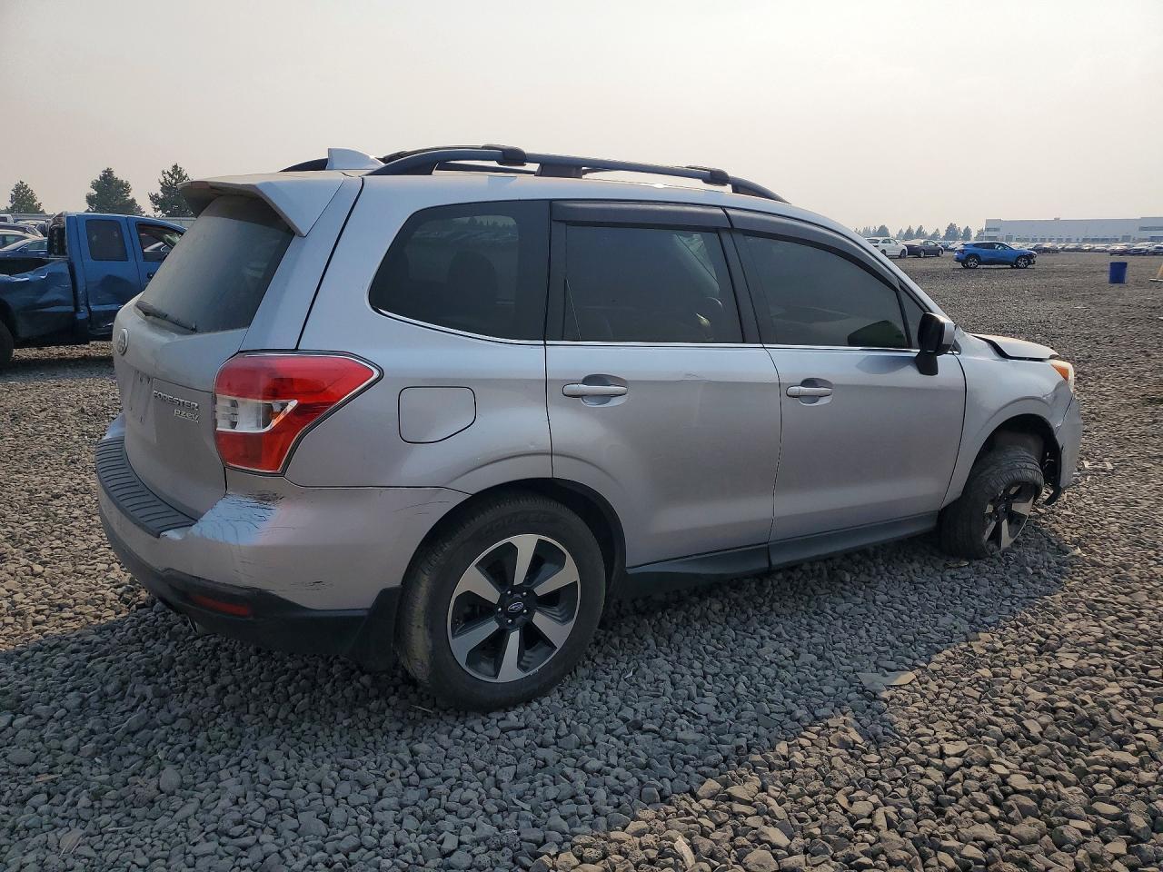 2016 Subaru Forester 2.5I Limited - Фото 3
