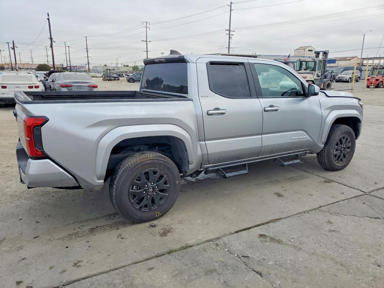 2025 Toyota Tacoma Sr5 - Image 3