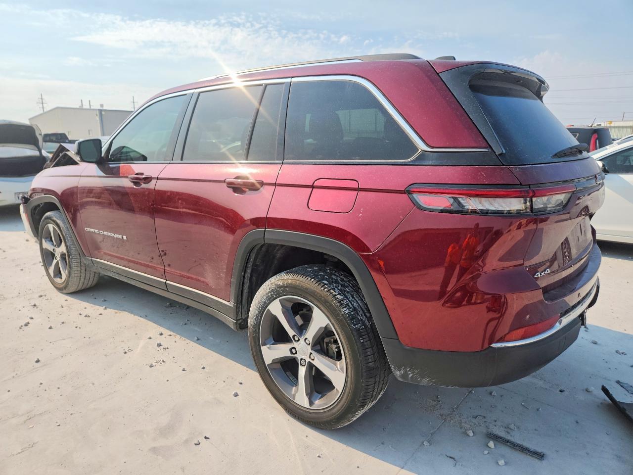 2023 Jeep Grand Cherokee Limited - Image 2