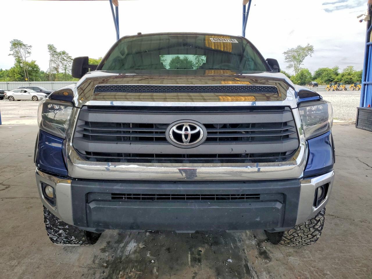 2014 Toyota Tundra Crewmax Sr5 - Image 5