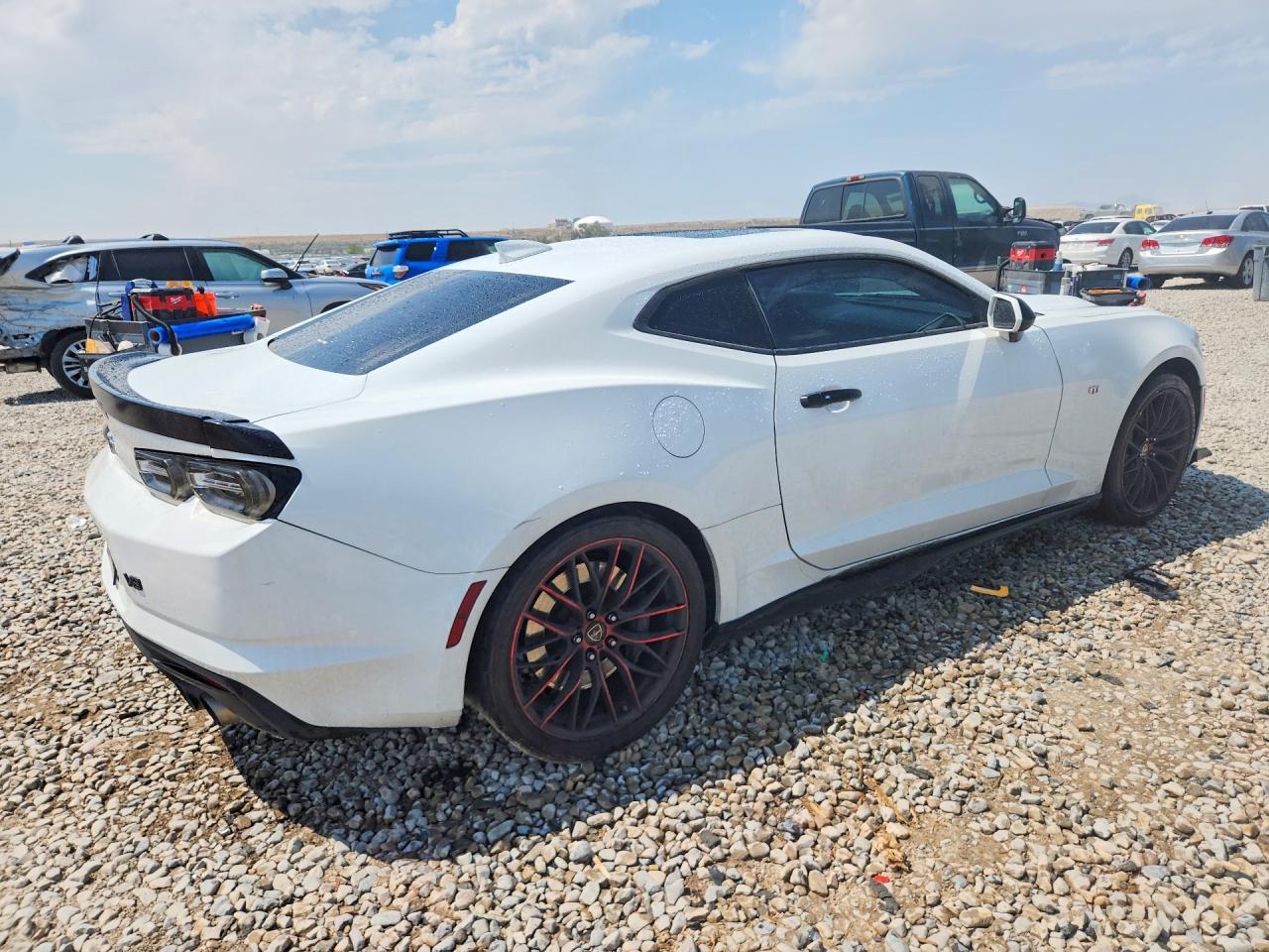 2023 Chevrolet Camaro Lt1 - Фото 3