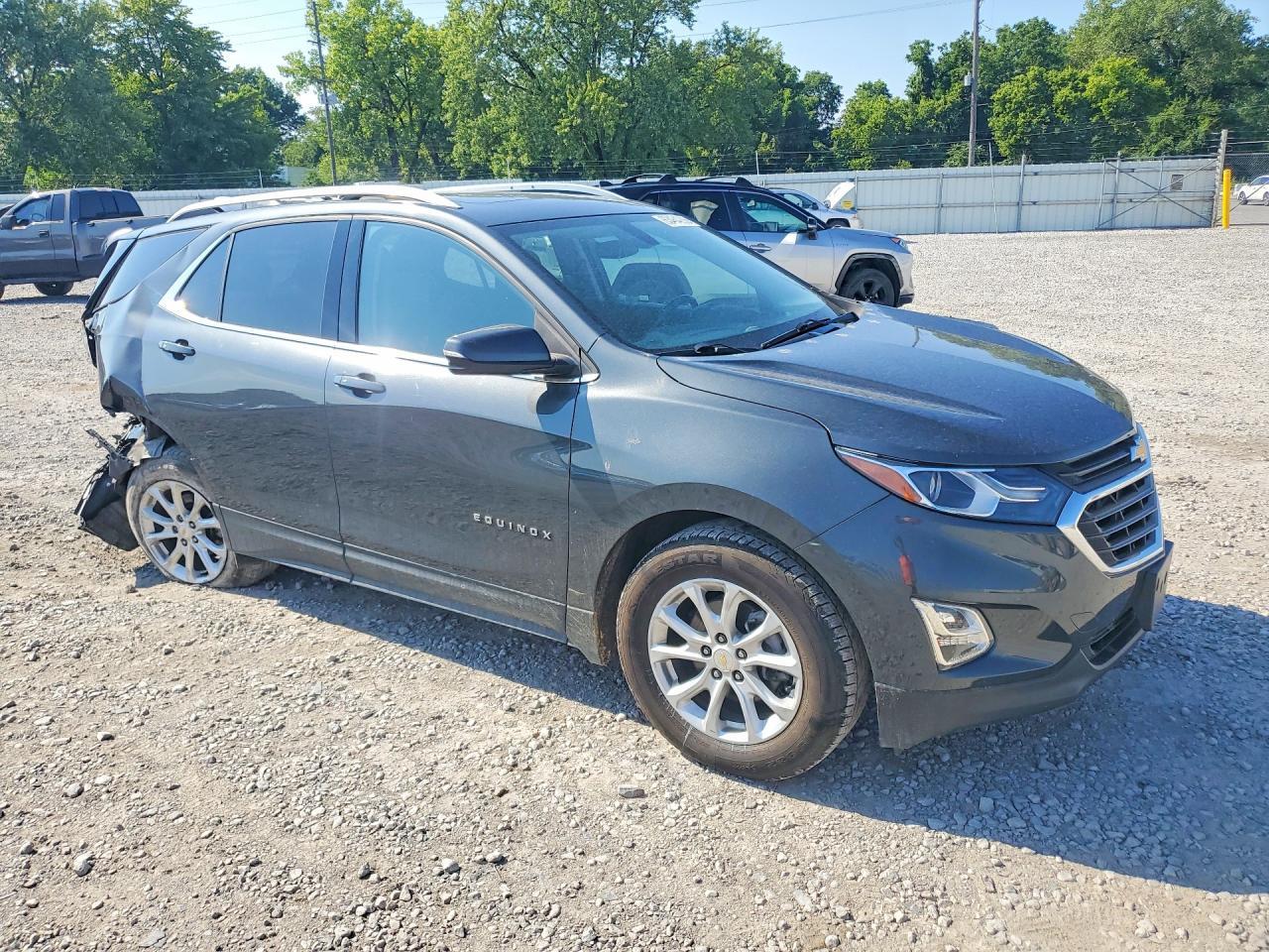 2019 Chevrolet Equinox Lt - Image 4