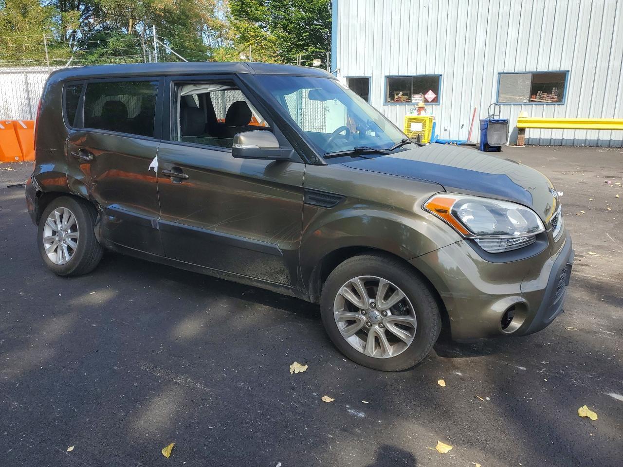 2012 Kia Soul + - Image 4