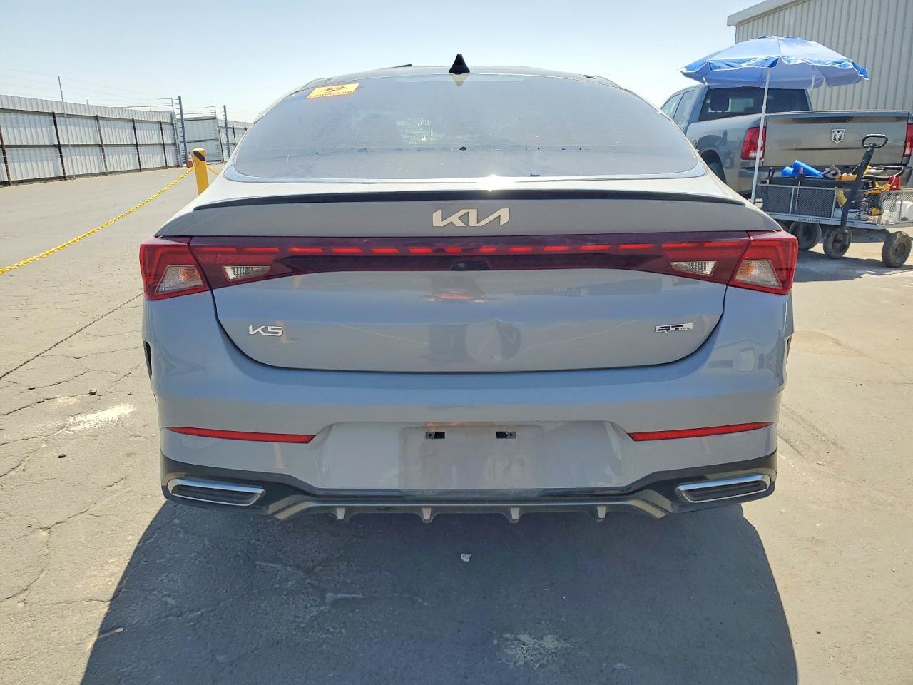 2023 Kia K5 Gt Line - Image 6