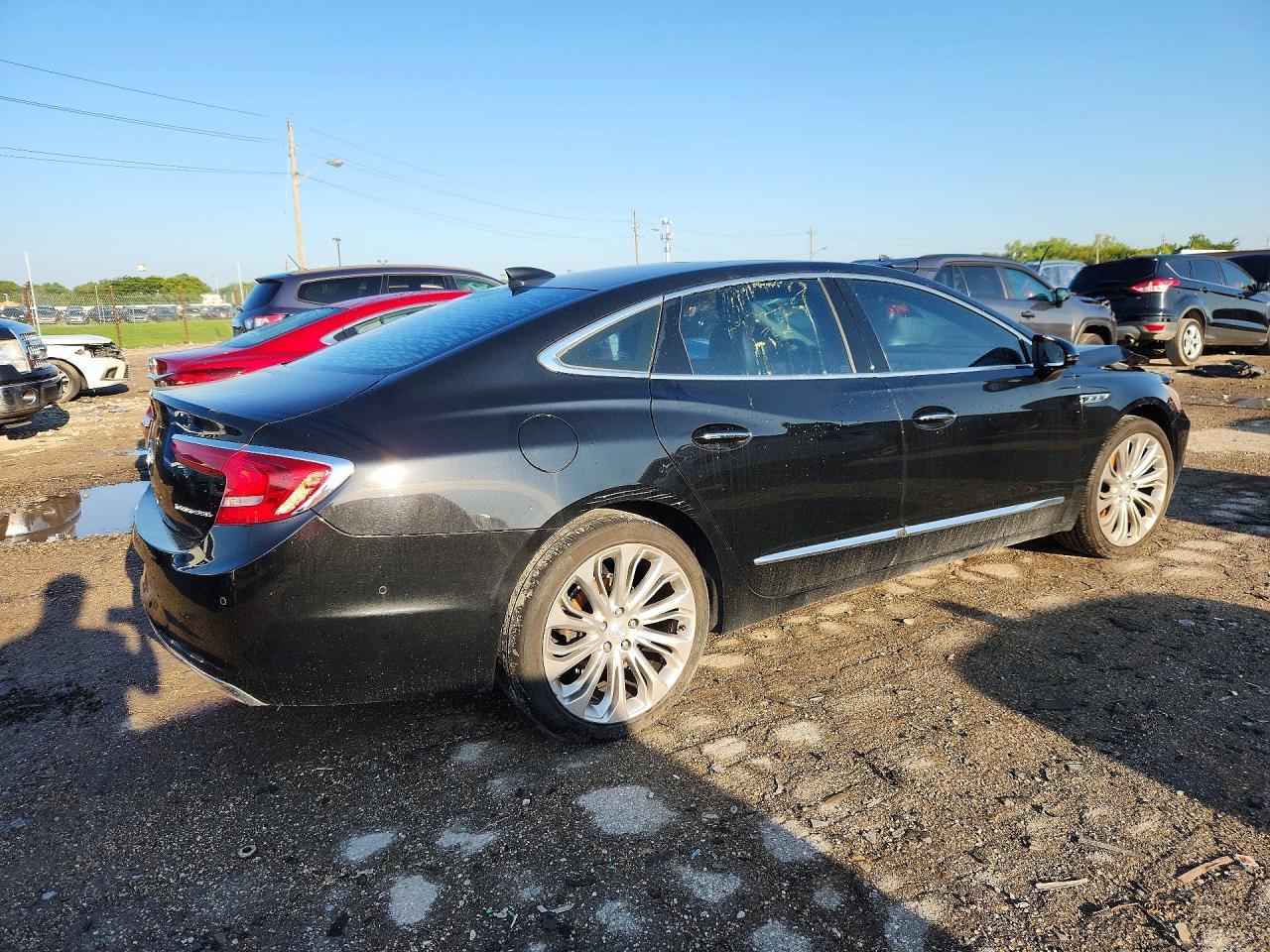 2017 Buick Lacrosse Premium - Фото 3