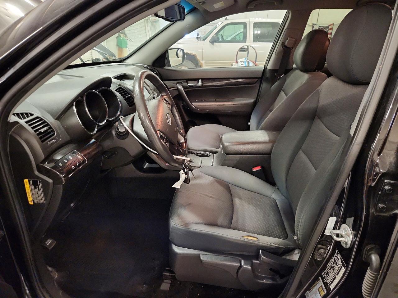2013 Kia Sorento Lx - Image 7