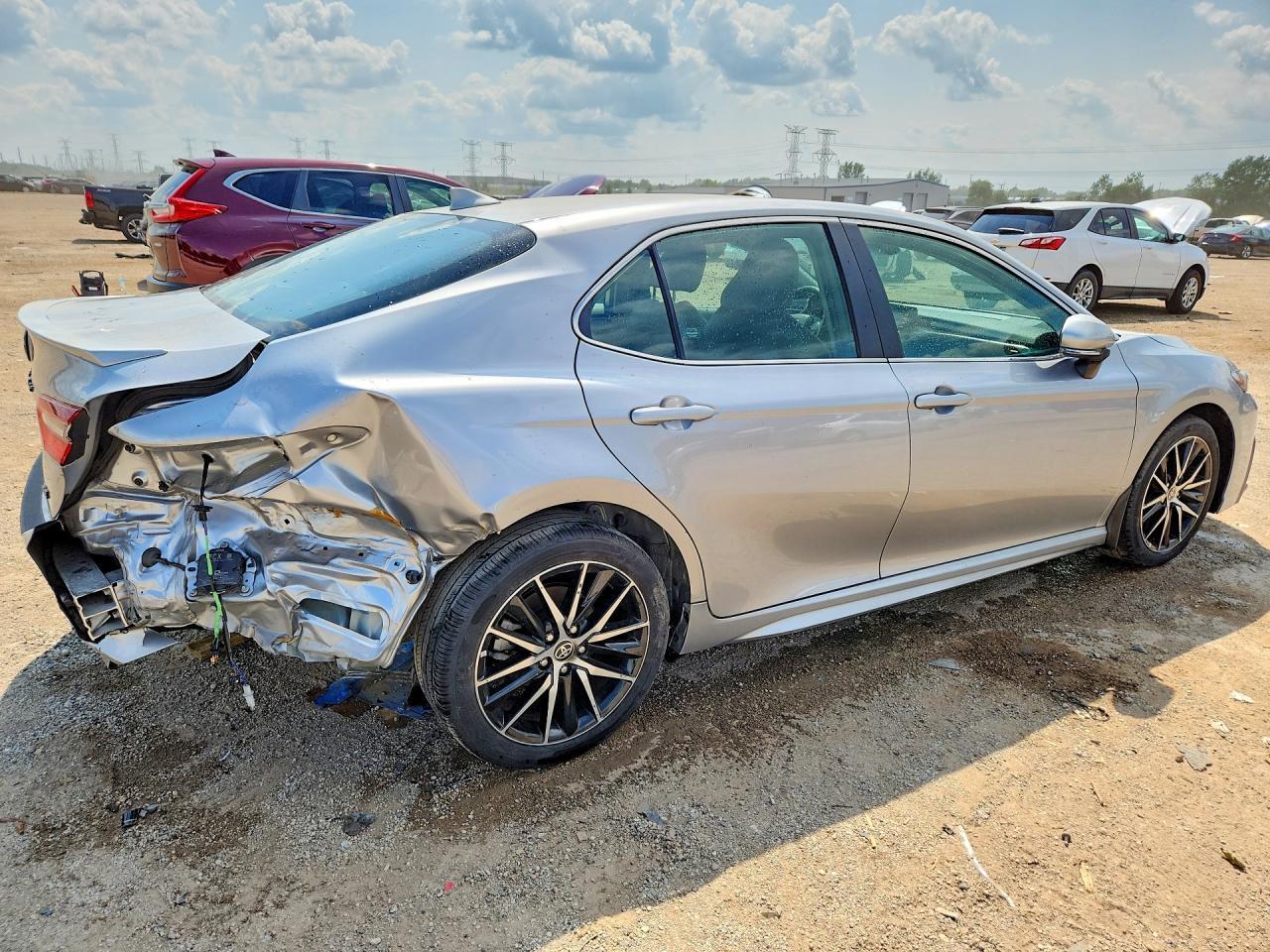 2024 Toyota Camry Se - Image 3