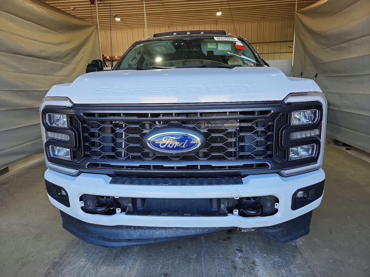 2024 Ford F250 Super Duty - Фото 5