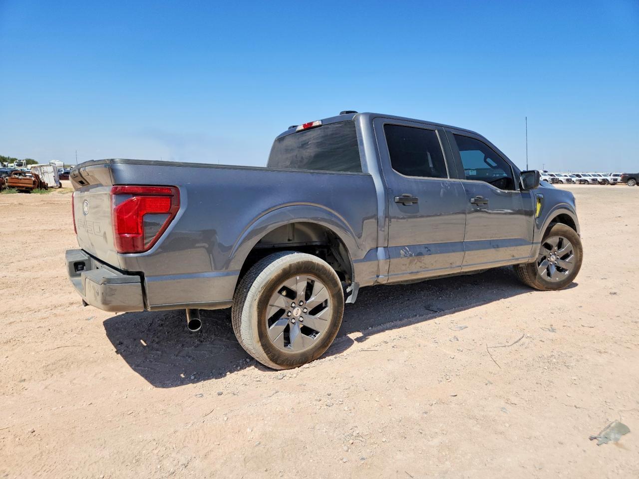 2025 Ford F150 Stx - Фото 3