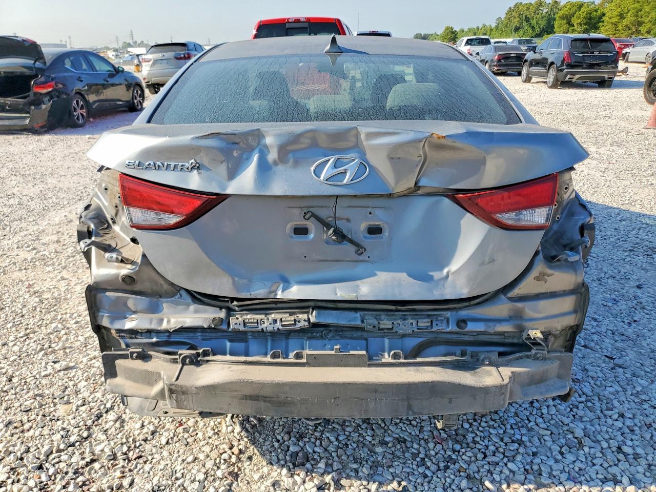 2014 Hyundai Elantra Se - Фото 6