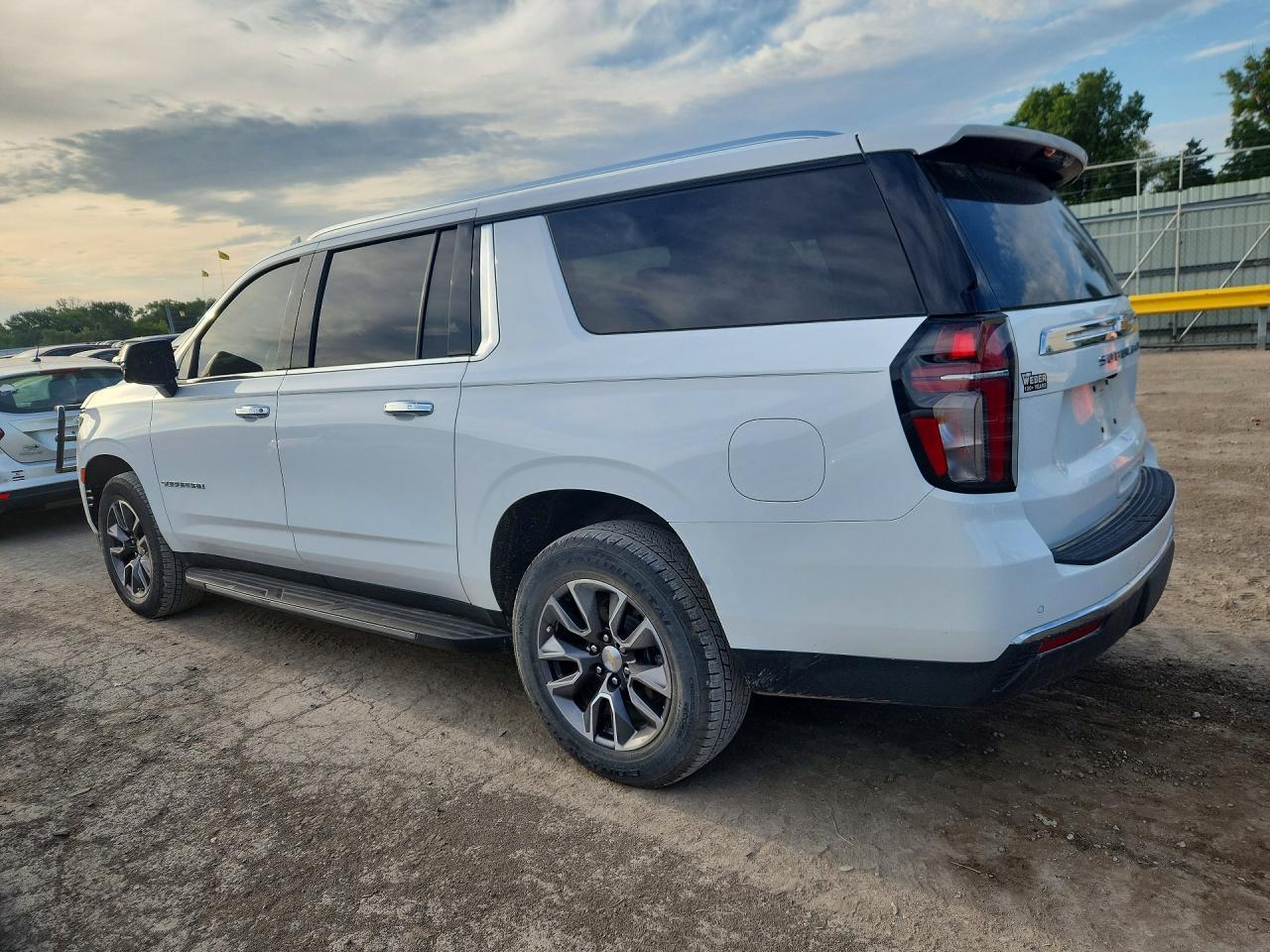 2024 Chevrolet Suburban K1500 Lt - Фото 2