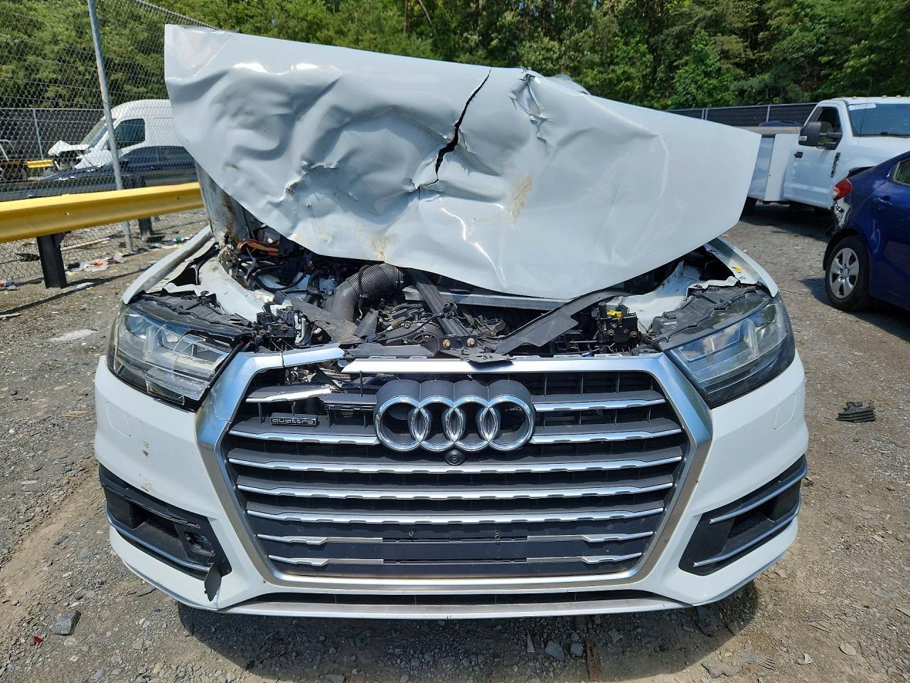 2019 Audi Q7 Premium Plus - Image 5