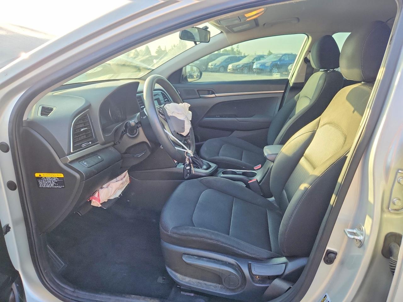 2018 Hyundai Elantra Se - Image 7