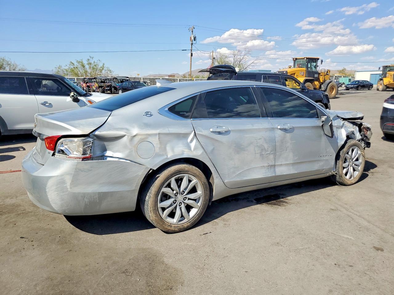 2017 Chevrolet Impala Lt - Image 3