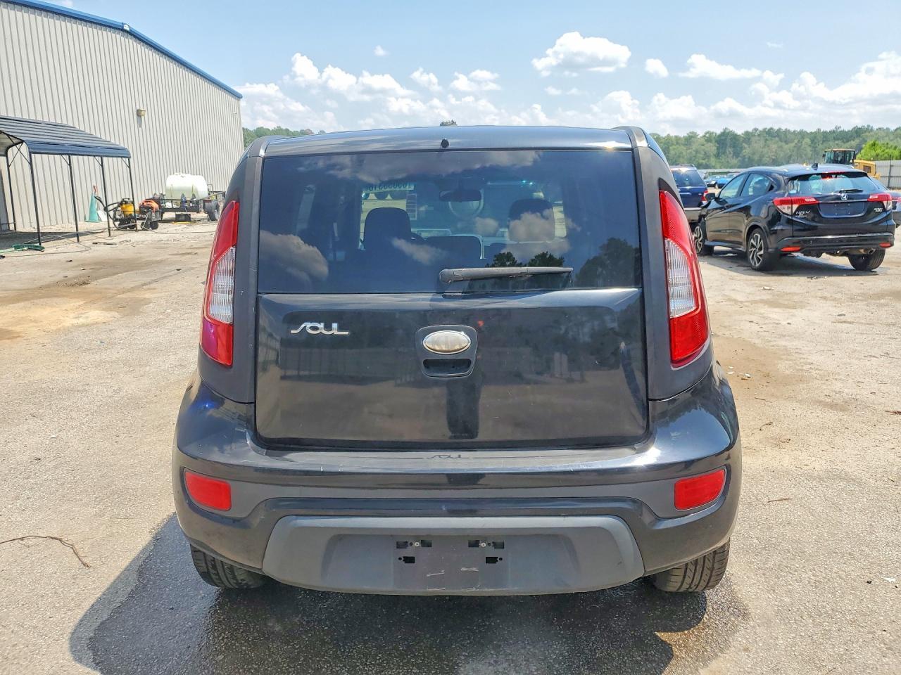 2013 Kia Soul + - Image 6