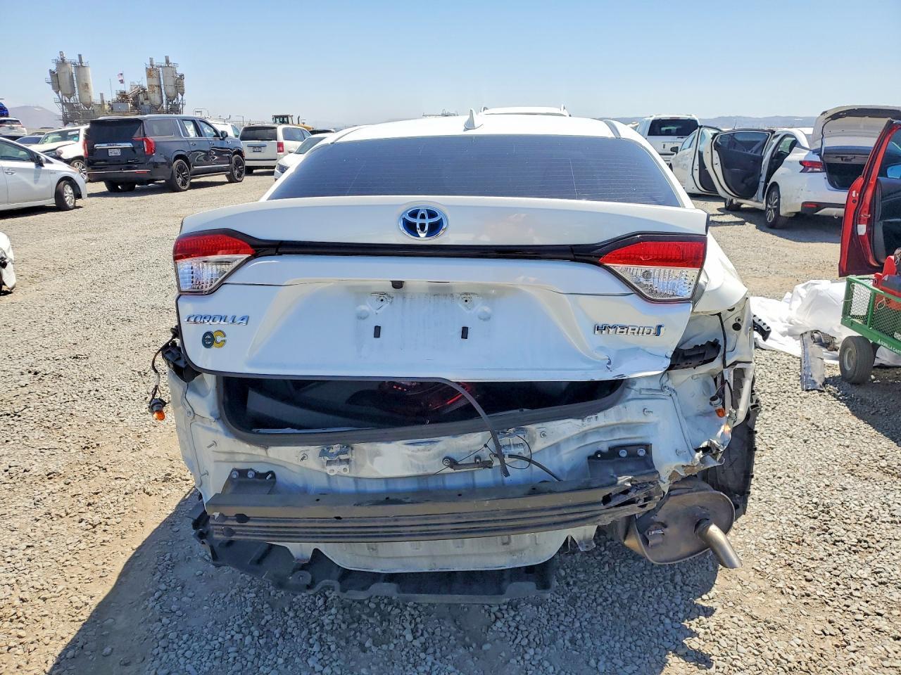 2021 Toyota Corolla Le - Фото 6
