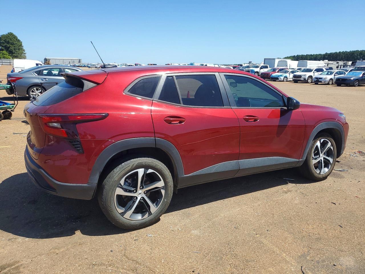 2024 Chevrolet Trax 1Rs - Фото 3