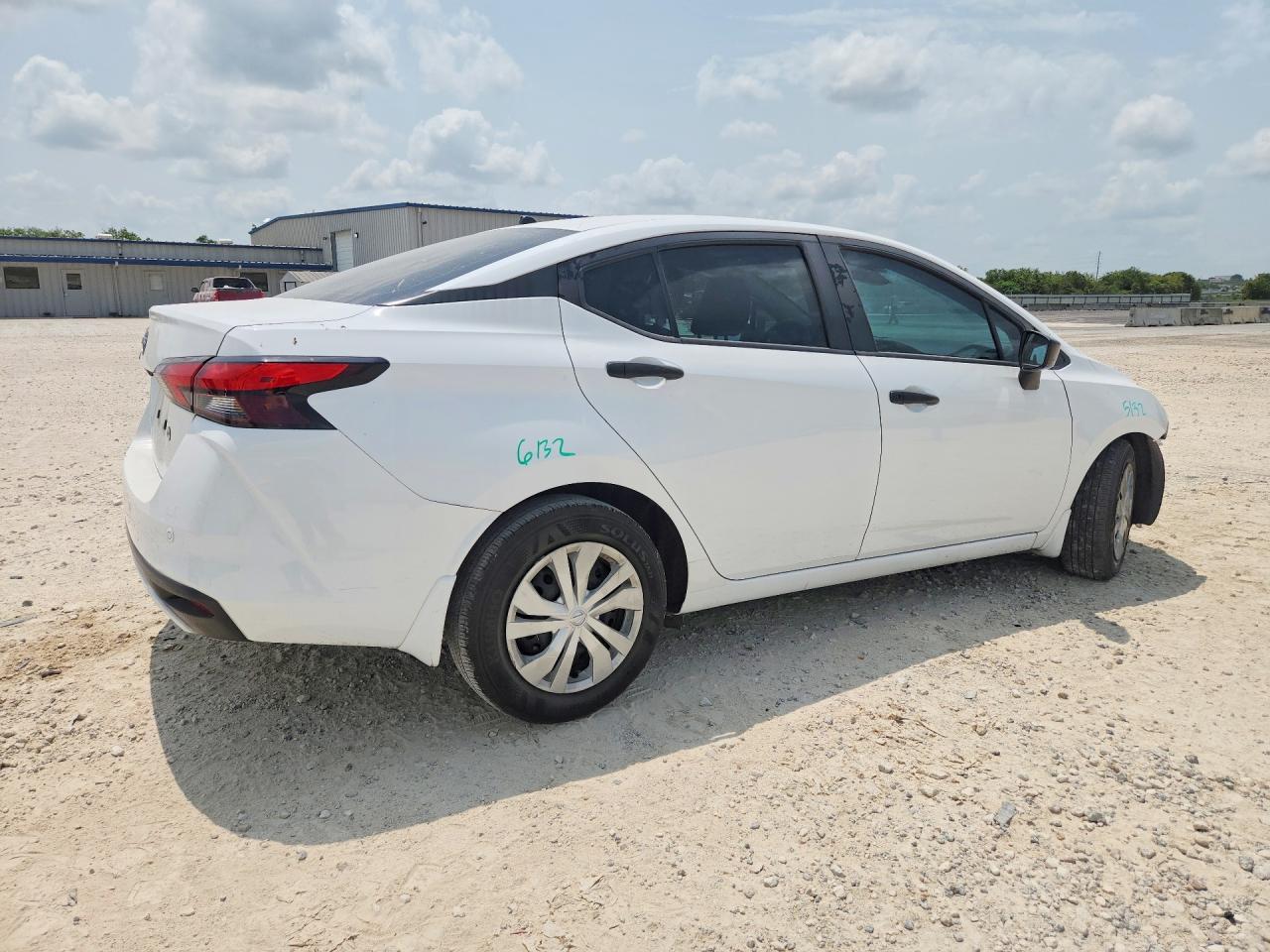 2025 Nissan Versa S - Фото 3