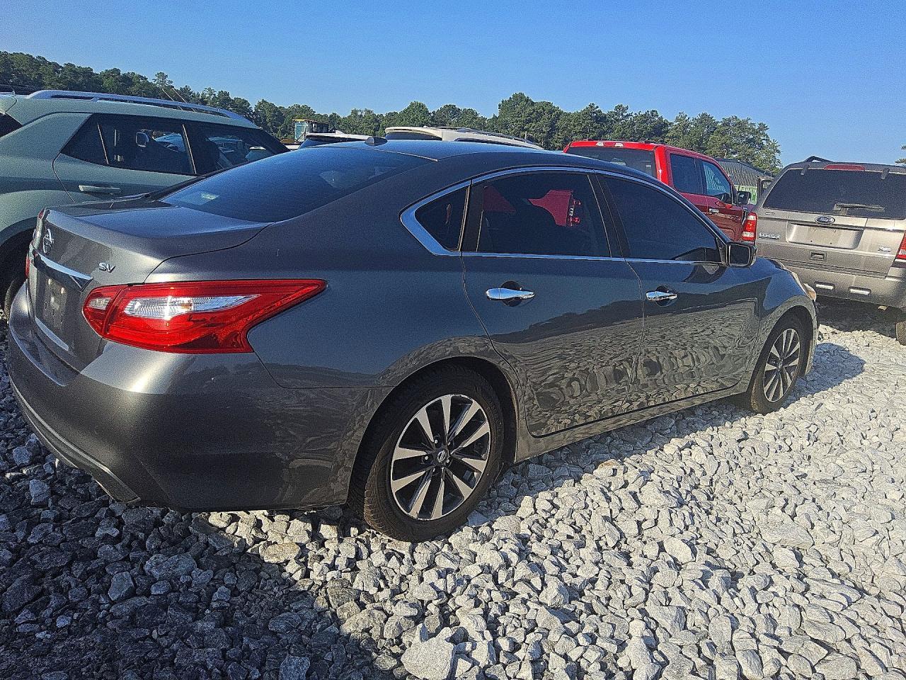 2017 Nissan Altima 2.5 Sv - Фото 3