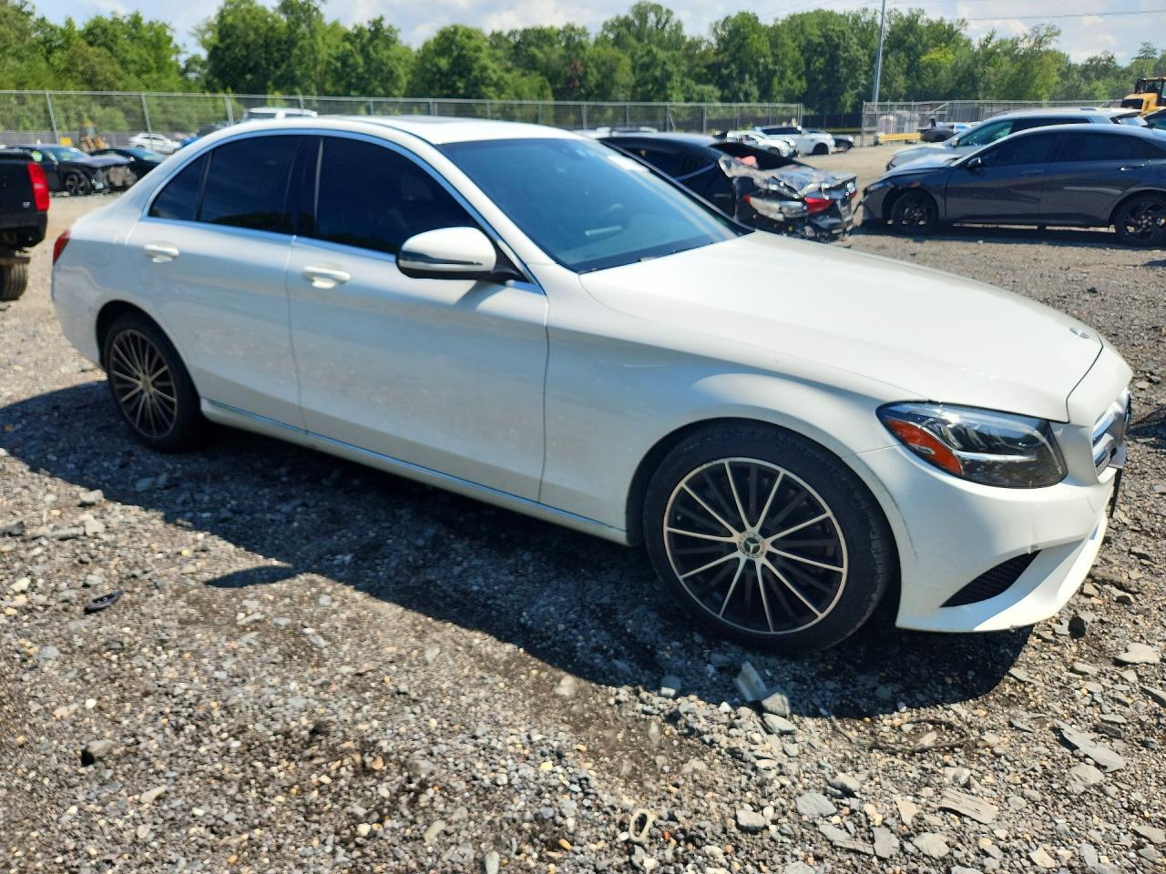 2019 Mercedes-Benz C 300 - Image 4