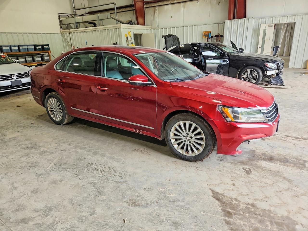 2017 Volkswagen Passat Se - Image 4