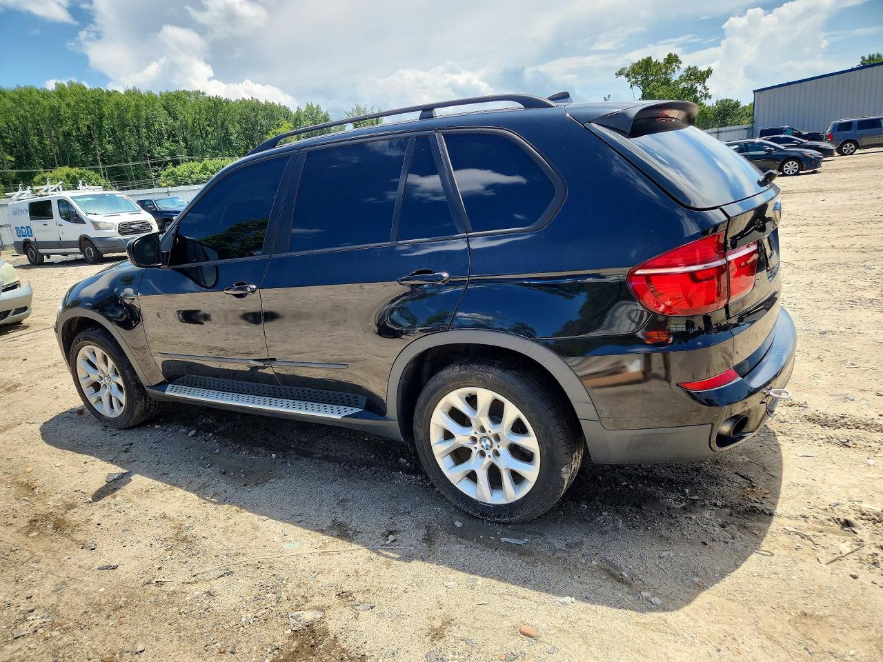 2013 BMW X5 xDrive35I - Фото 2