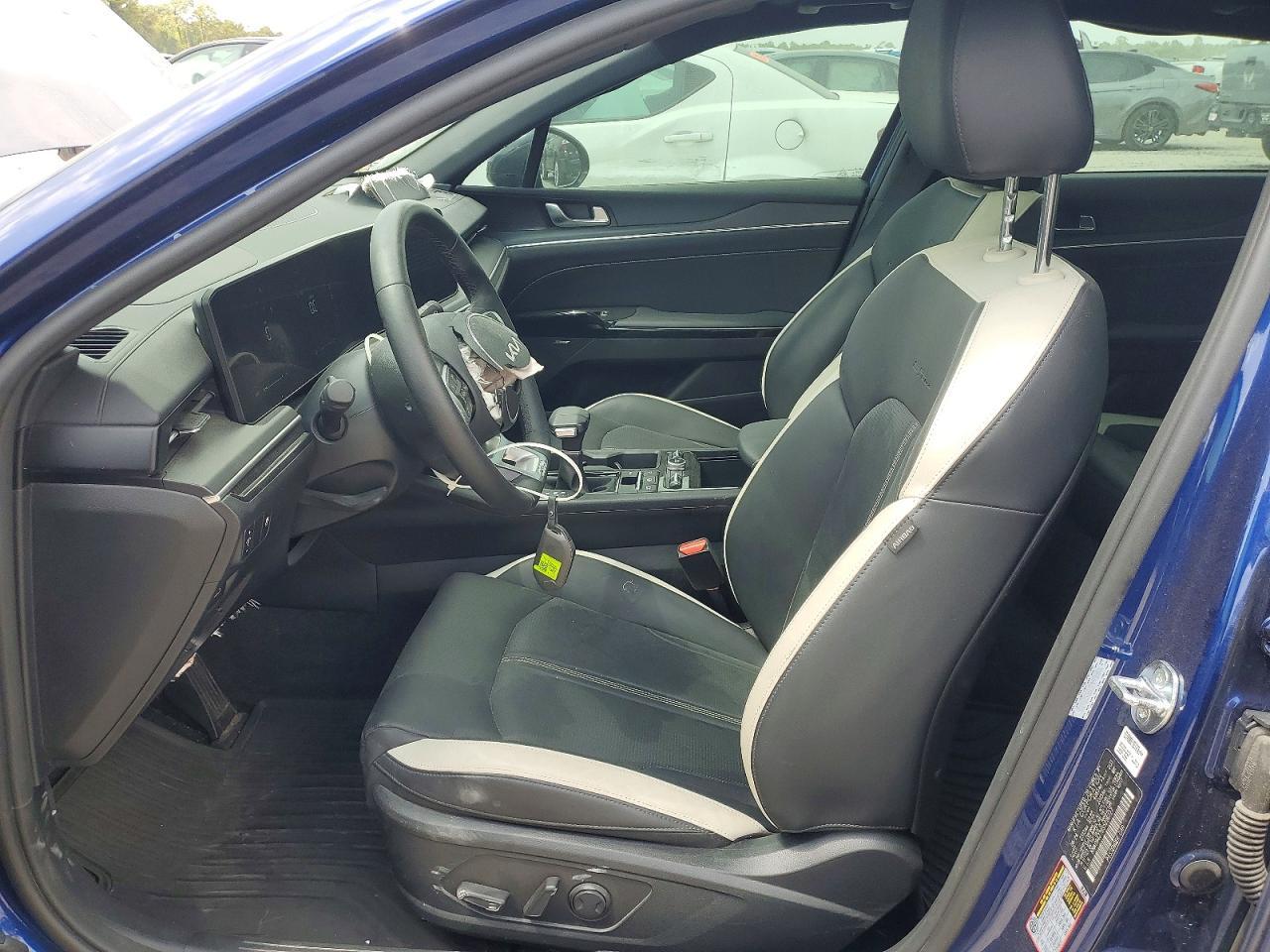 2025 Kia K5 Gt-Line - Image 7