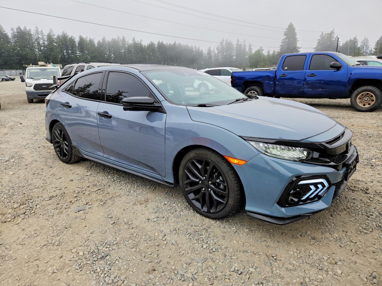 2020 Honda Civic Sport Touring - Image 4