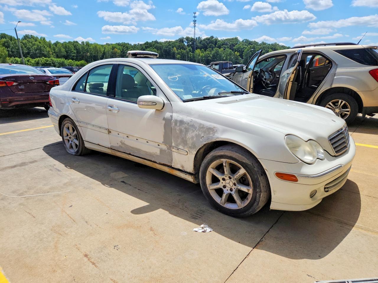 2007 Mercedes-Benz C 280 4Matic - Image 4