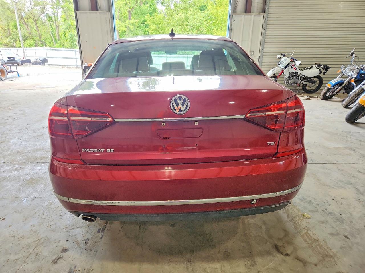 2017 Volkswagen Passat Se - Image 6