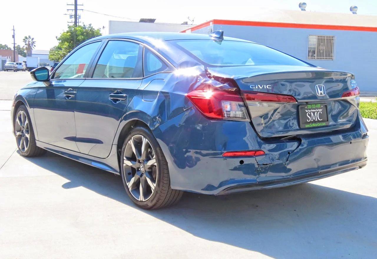 2025 Honda Civic Sport - Image 4
