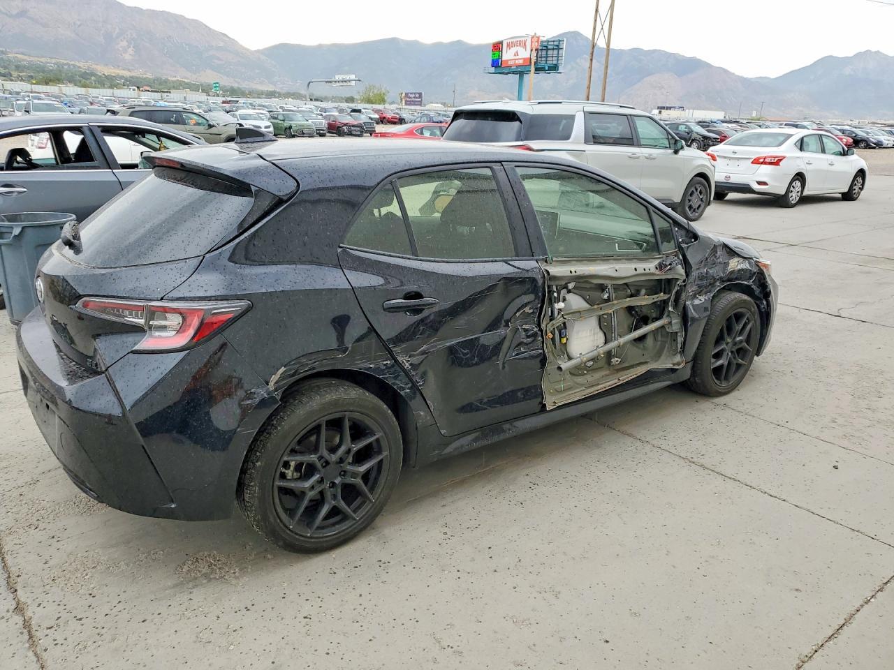 2020 Toyota Corolla Hatchback Se - Фото 3