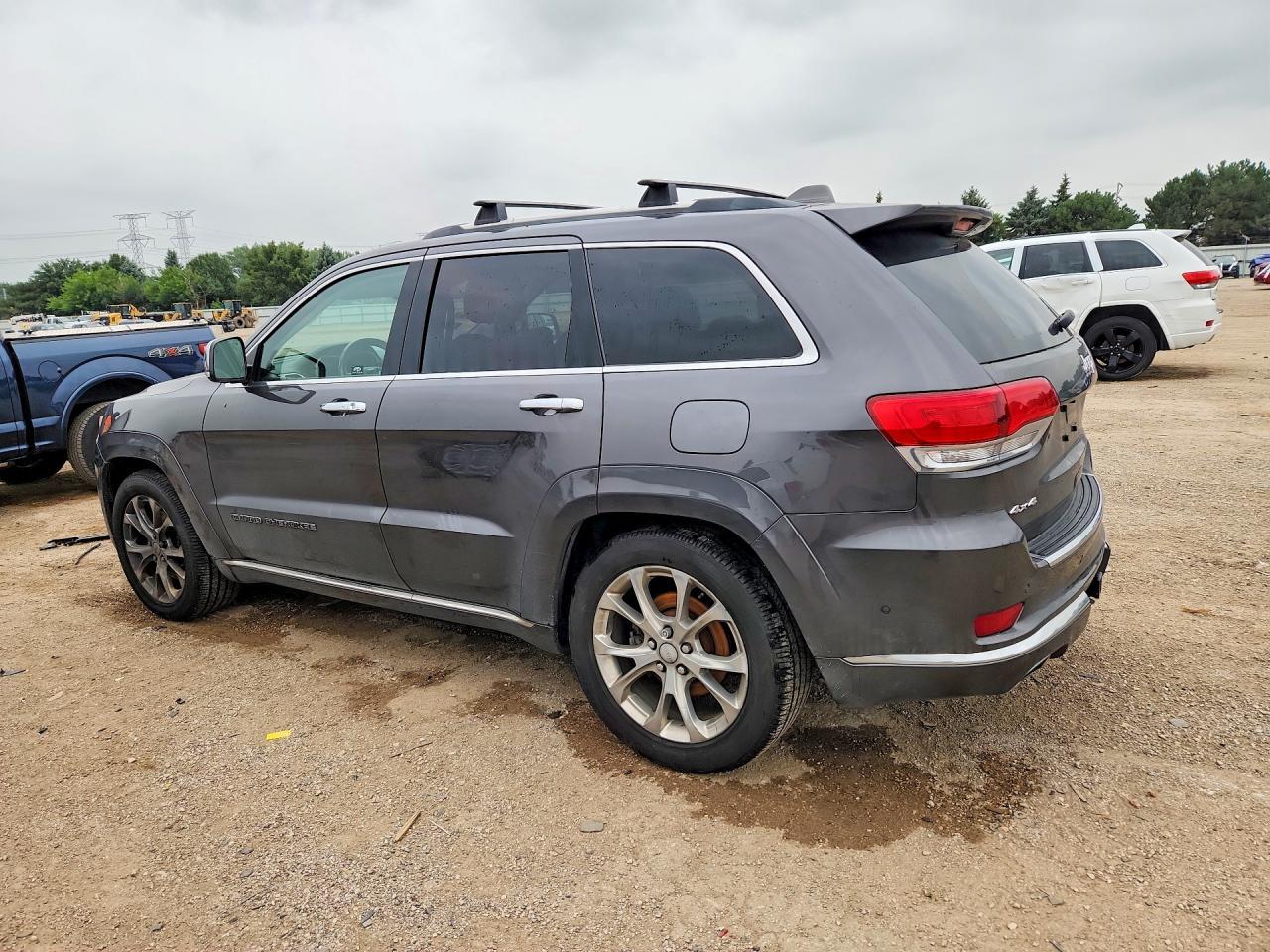 2020 Jeep Grand Cherokee Summit - Фото 2