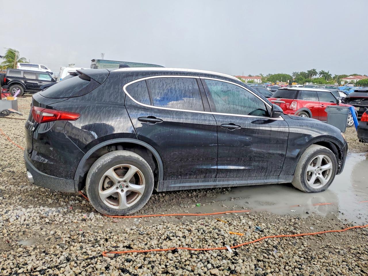2018 Alfa Romeo Stelvio - Image 3