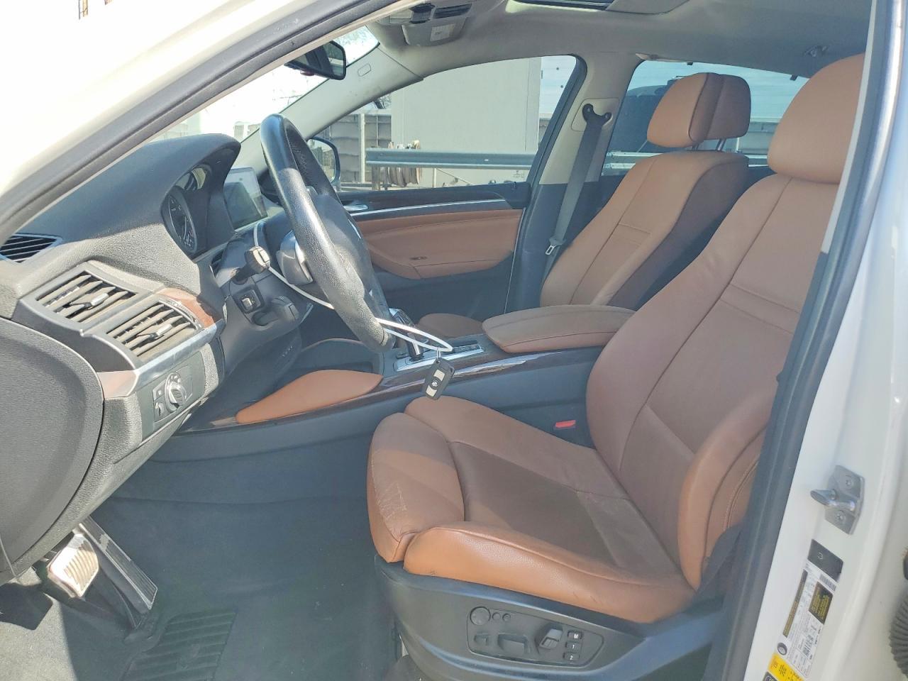 2011 BMW X6 xDrive50I - Image 7